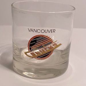 Classic Canuck Tumbler Glass - 1978 - 97 Logo